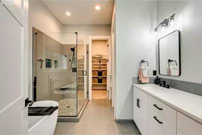 108 W 16th St, La Center, WA 98629 - Photo 16