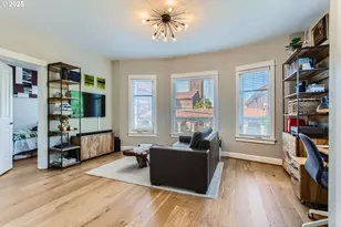1714 NW Couch St, Portland, OR 97209 - Photo 4