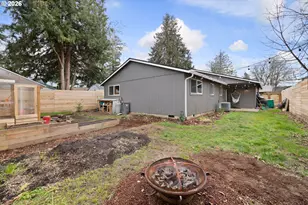 11825 SE Ankeny St, Portland, OR 97216 - Photo 30
