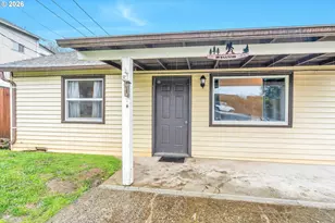 863 NE Poplar St, Clatskanie, OR 97016 - Photo 4