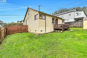 863 NE Poplar St, Clatskanie, OR 97016 - Photo 24