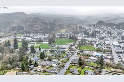 863 NE Poplar St, Clatskanie, OR 97016 - Photo 30