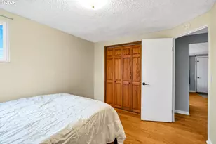 863 NE Poplar St, Clatskanie, OR 97016 - Photo 12