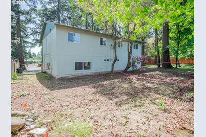 16935 NE Glisan St, Portland, OR 97230 - Photo 8