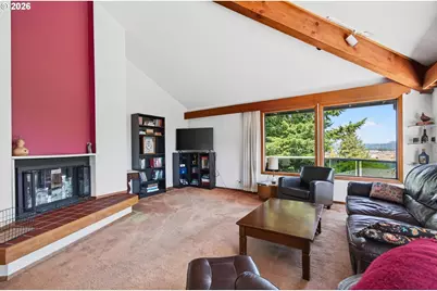30013 Maple Dr, Rainier, OR 97048 - Photo 6