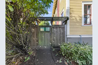 6367 N Williams Ave, Portland, OR 97217 - Photo 4