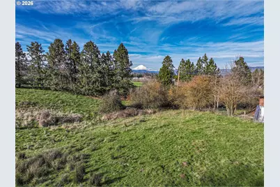 2739 Wyeast Rd, Hood River, OR 97031 - Photo 2