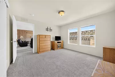 94120 Strahan St #40, Gold Beach, OR 97444 - Photo 16
