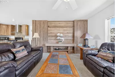 94120 Strahan St #40, Gold Beach, OR 97444 - Photo 12