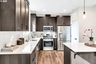 996 E Rork Ct, Newberg, OR 97132 - Photo 16