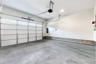 996 E Rork Ct, Newberg, OR 97132 - Photo 40