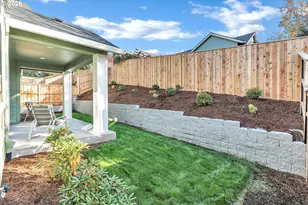 996 E Rork Ct, Newberg, OR 97132 - Photo 36