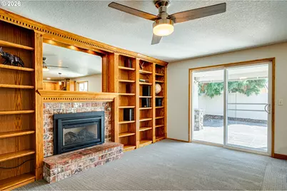 1407 NW 4th St, Battle Ground, WA 98604 - Photo 8