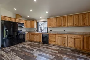 304 E Wilson St, Yacolt, WA 98675 - Photo 8