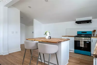 7028 N Saint Louis Ave, Portland, OR 97203 - Photo 16