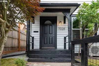 7028 N Saint Louis Ave, Portland, OR 97203 - Photo 2