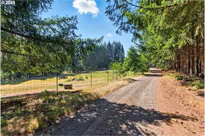 25422 S Laura Ln, Estacada, OR 97023 - Photo 2