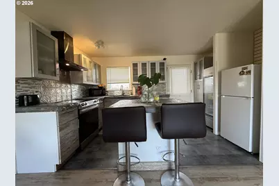 515 Pacific Ave, Brookings, OR 97415 - Photo 20