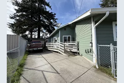 515 Pacific Ave, Brookings, OR 97415 - Photo 28