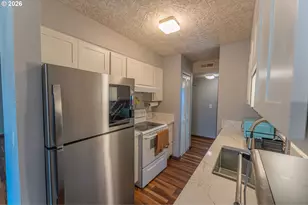 3383 NE 162nd Ave, Portland, OR 97230 - Photo 6