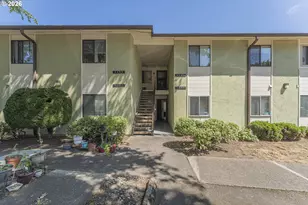 3383 NE 162nd Ave, Portland, OR 97230 - Photo 2