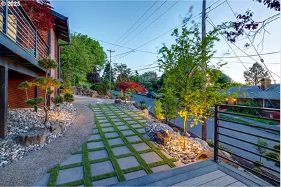 510 SE 62nd Ave, Portland, OR 97215 - Photo 8