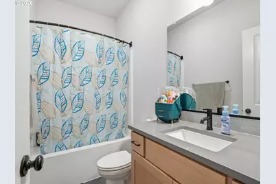 3382 SE Brookwood Ave, Hillsboro, OR 97123 - Photo 16