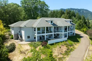 462 Lillian Ln, Roseburg, OR 97471 - Photo 2