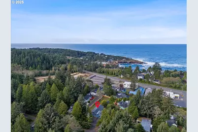 665 SE Indian Trail Ave, Depoe Bay, OR 97341 - Photo 44