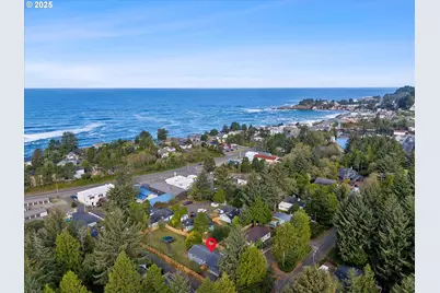 665 SE Indian Trail Ave, Depoe Bay, OR 97341 - Photo 4