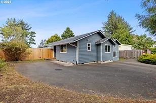 665 SE Indian Trl Ave, Depoe Bay, OR 97341 - Photo 2