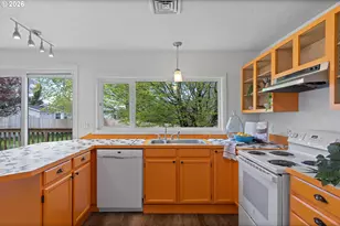 665 SE Indian Trl Ave, Depoe Bay, OR 97341 - Photo 10