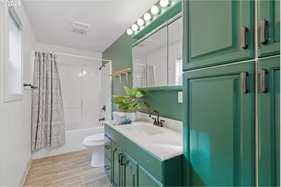 665 SE Indian Trail Ave, Depoe Bay, OR 97341 - Photo 30