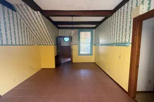 573 S 12th St, Coos Bay, OR 97420 - Photo 8