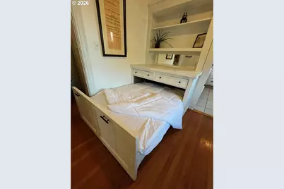 2109 NW Irving St #101, Portland, OR 97210 - Photo 6