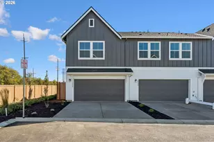 3268 SE Bend Ln, Hillsboro, OR 97129 - Photo 2