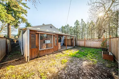 7505 SE Otty St, Milwaukie, OR 97222 - Photo 28