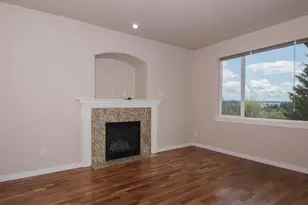 13052 SE Meadehill Ave, Happy Valley, OR 97086 - Photo 12