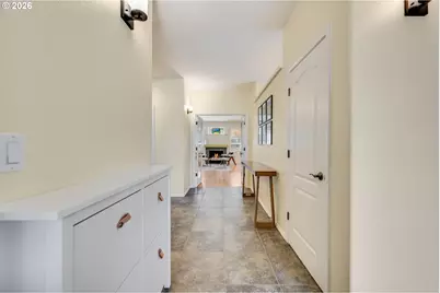 2520 NW 29th Ave, Camas, WA 98607 - Photo 2