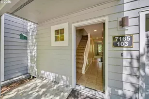 7165 SW Sagert St, Tualatin, OR 97062 - Photo 2
