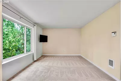 7165 SW Sagert St #103, Tualatin, OR 97062 - Photo 4