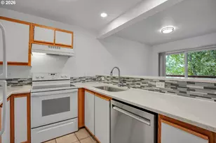 7165 SW Sagert St, Tualatin, OR 97062 - Photo 12