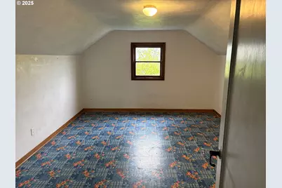 1281 Hwy 99N, Eugene, OR 97402 - Photo 14