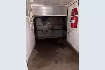 1281 Hwy 99N, Eugene, OR 97402 - Photo 46