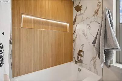 4834 NE 9th Ave #4838, Portland, OR 97211 - Photo 16