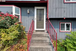 2208 NW 102nd St, Vancouver, WA 98685 - Photo 2