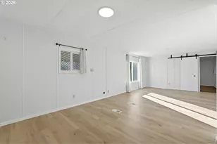 2902 E 2nd St, Newberg, OR 97132 - Photo 14