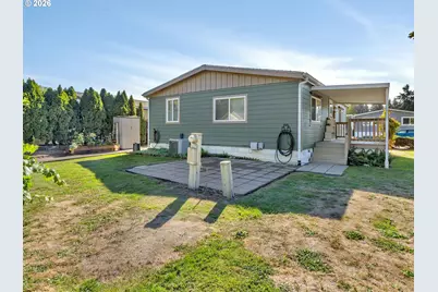 8220 SE Iris St, Milwaukie, OR 97267 - Photo 22