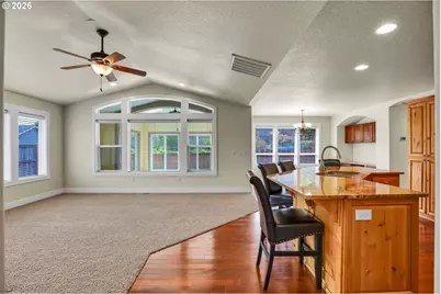 2624 NE 55th Pl, Lincoln City, OR 97367 - Photo 8