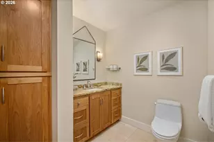 780 NW Westover Square, Portland, OR 97210 - Photo 34